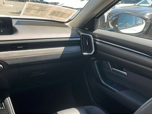 Certified 2025 MAZDA CX-50 AWD 2.5 Hybrid w/ Premium Pkg image 24