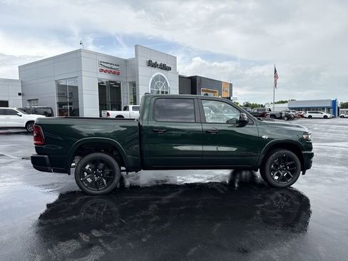 New 2026 RAM 1500 Laramie AWD/4WD image 14