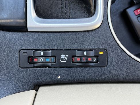 Used 2018 Toyota Highlander Limited image 34