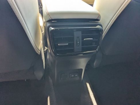 Used 2024 Lexus NX 250 FWD w/ Towing Package (2000 Lbs) image 17