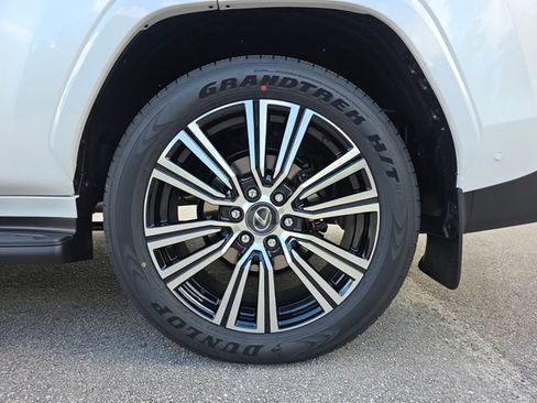 New 2026 Lexus LX 700h Luxury AWD/4WD image 16