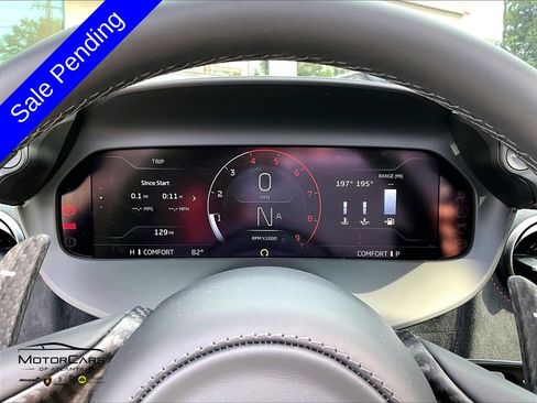 Used 2027 McLaren 750S Spider RWD image 18