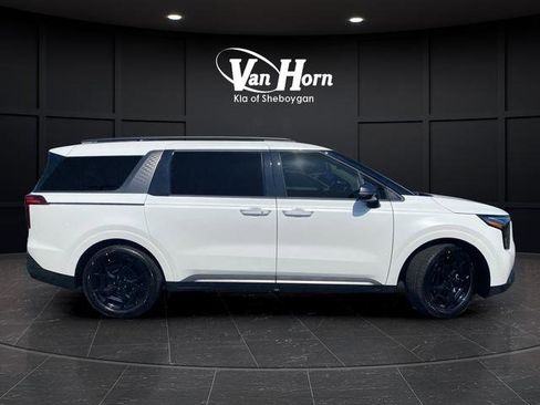 New 2026 Kia Carnival SX Prestige image 2