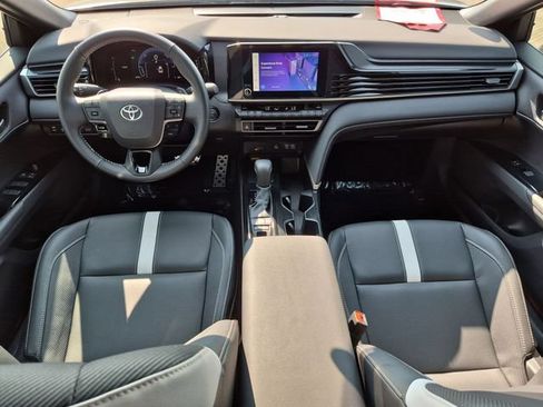 Certified 2025 Toyota Camry SE FWD image 27