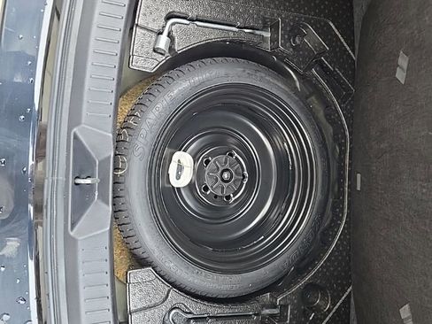 Used 2018 MAZDA MAZDA3 Touring image 38