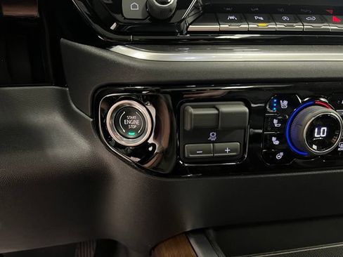 New 2026 Chevrolet Silverado 1500 High Country AWD/4WD image 11