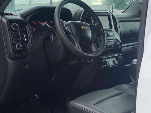 Used 2025 Chevrolet Silverado 3500 W/T AWD/4WD image 11