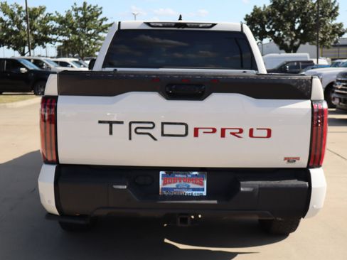 Used 2022 Toyota Tundra TRD Pro AWD/4WD image 4