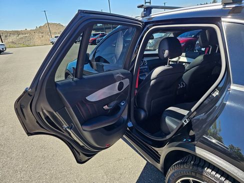 Used 2018 Mercedes-Benz GLC 43 AMG 4MATIC image 23