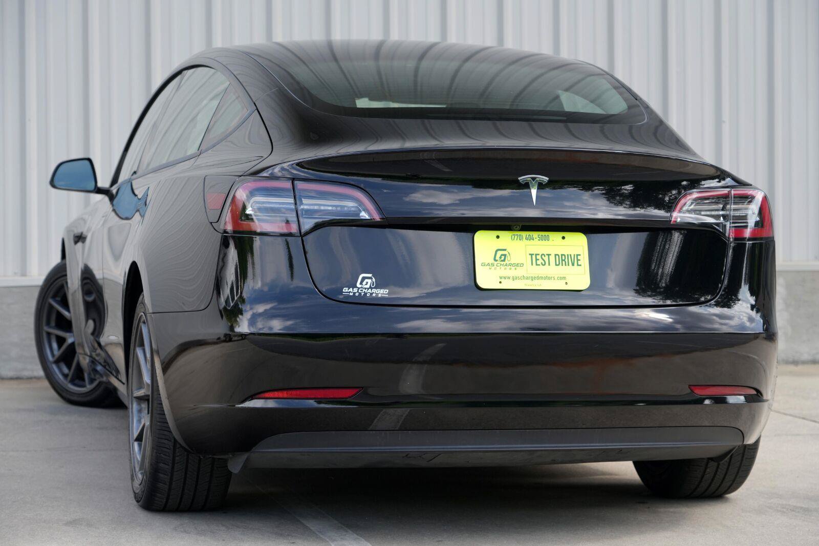 Used 2023 Tesla Model 3 Standard Range RWD image 6