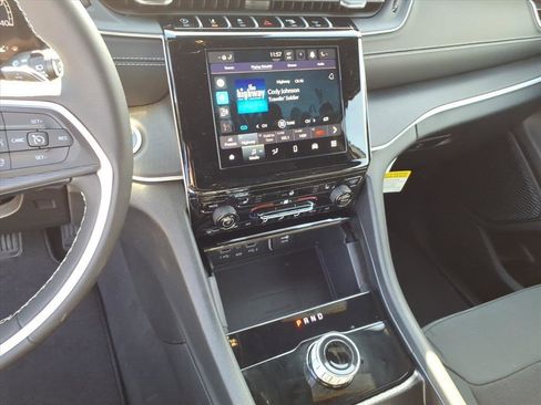 New 2026 Jeep Grand Cherokee Laredo X image 16