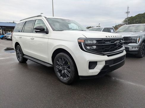 New 2026 Ford Expedition Platinum w/ Stealth Appearance Package image 2
