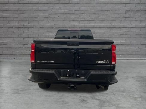 New 2026 Chevrolet Silverado 3500 High Country w/ High Country Premium Package AWD/4WD image 6
