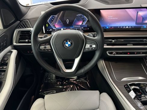 Used 2026 BMW X5 sDrive40i w/ Climate Comfort Package image 28