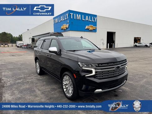 Used 2023 Chevrolet Tahoe Premier w/ Premium Package AWD/4WD image 1