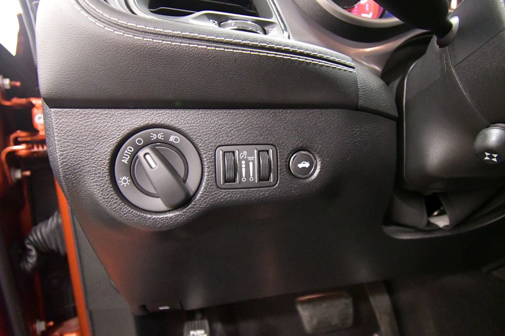 Used 2023 Dodge Challenger SRT Hellcat RWD image 15