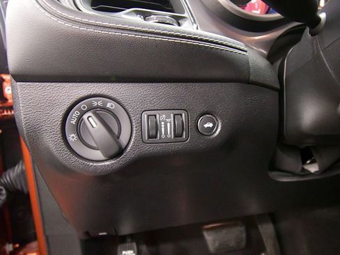 Used 2023 Dodge Challenger SRT Hellcat RWD image 15