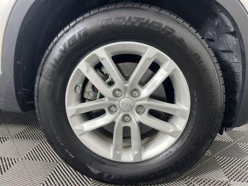 Used 2014 Kia Sorento LX image 24