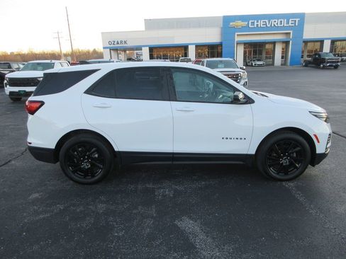 Used 2024 Chevrolet Equinox LS w/ LS Convenience Package image 6