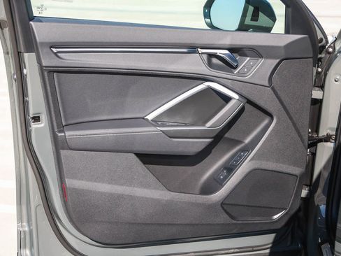 New 2025 Audi Q3 2.0T Premium image 33