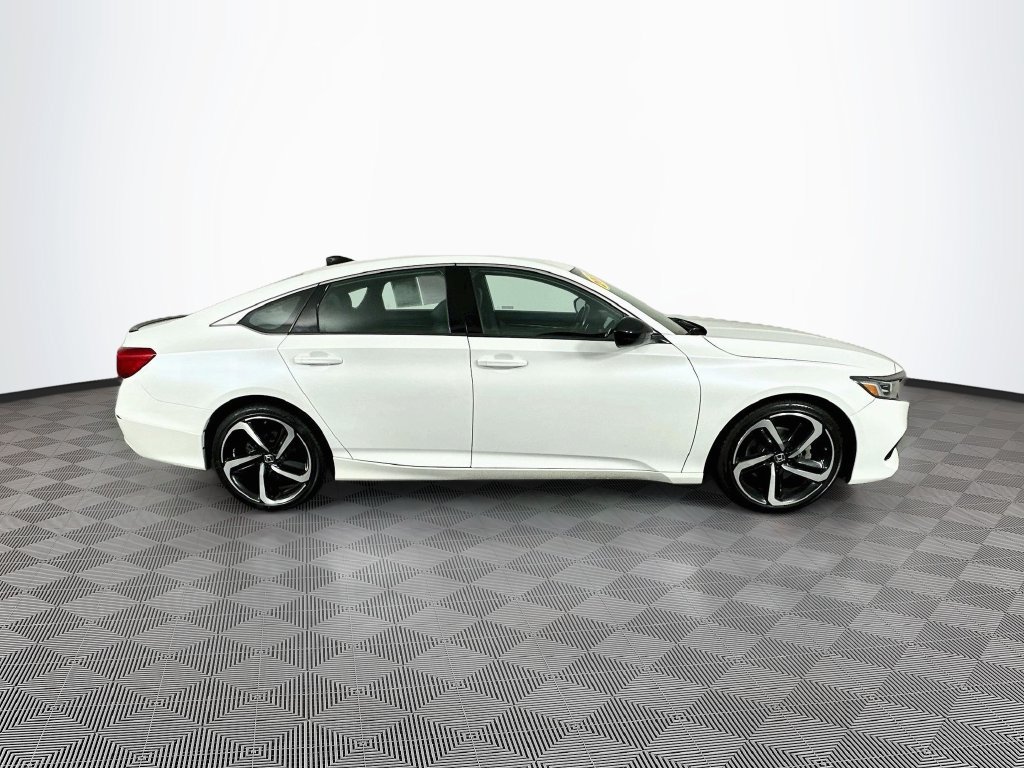 Used 2022 Honda Accord Sport image 12