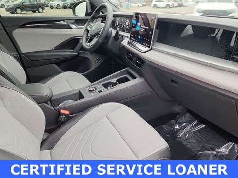 Used 2026 Volkswagen Tiguan SE R-Line AWD/4WD image 17