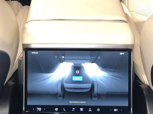 Used 2024 Tesla Model S image 34