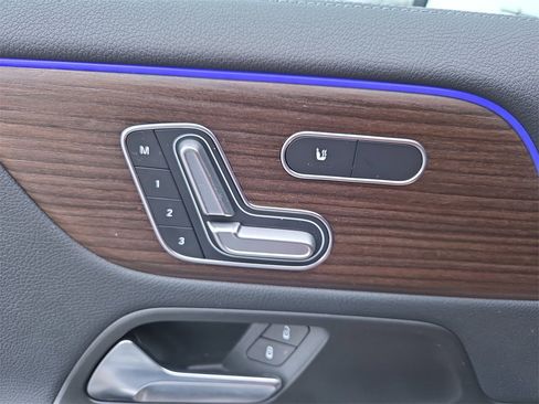 Certified 2026 Mercedes-Benz GLA 250 4MATIC image 11