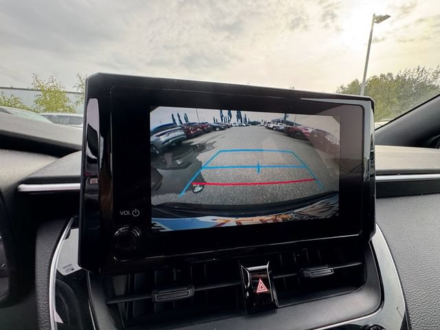 Used 2024 Toyota Corolla SE w/ SE Premium Package FWD image 16