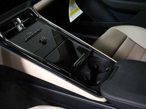 New 2026 Porsche Panamera RWD image 19