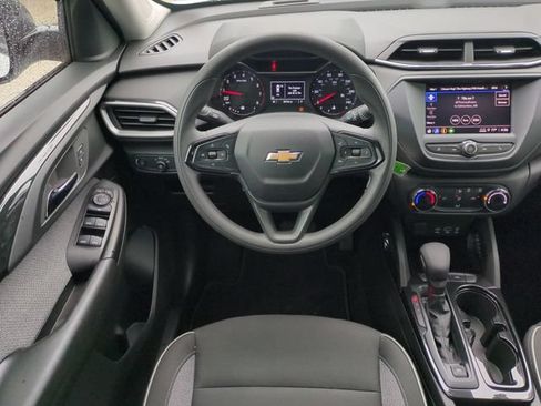 Certified 2023 Chevrolet TrailBlazer LS FWD image 18