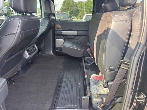 Used 2024 Ford F250 Lariat w/ Lariat Ultimate Package AWD/4WD image 19