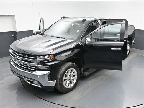 Used 2019 Chevrolet Silverado 1500 LTZ w/ LTZ Plus Package image 50