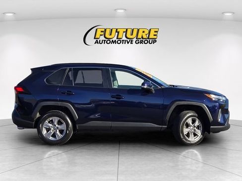Used 2024 Toyota RAV4 XLE AWD/4WD image 4
