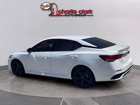 Used 2024 Nissan Sentra SR FWD image 4