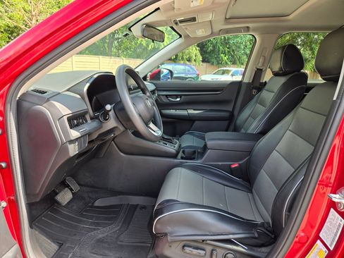 Used 2024 Honda CR-V EX image 9