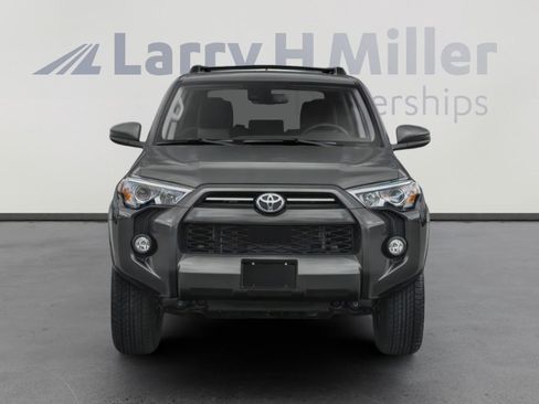 Used 2021 Toyota 4Runner SR5 Premium w/ Moonroof Package image 4