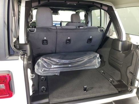 New 2026 Jeep Wrangler Sport S image 31