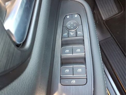 Used 2026 Nissan Armada PRO-4X AWD/4WD image 14