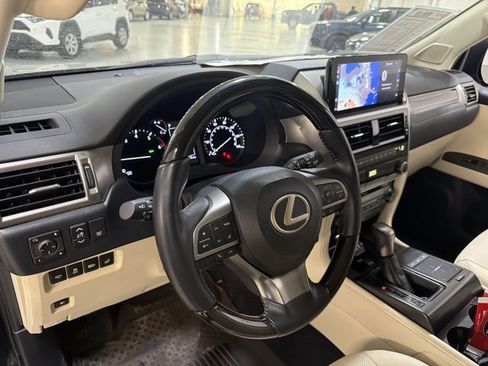 Used 2023 Lexus GX 460 Premium AWD/4WD image 9