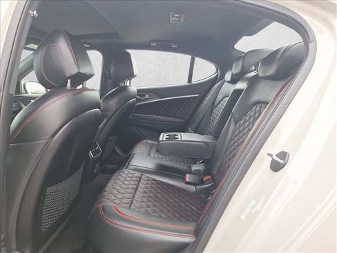 Used 2025 Genesis G70 3.3T Advanced w/ Sport Prestige Package image 15