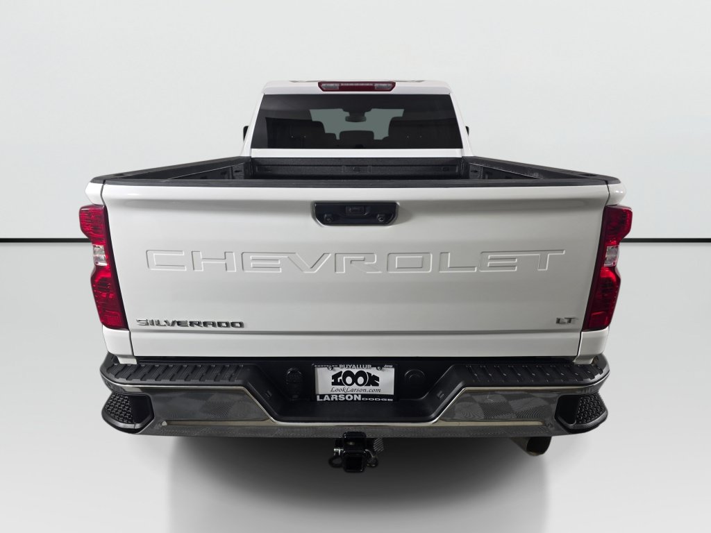 Used 2025 Chevrolet Silverado 2500 LT w/ Convenience Package AWD/4WD image 4