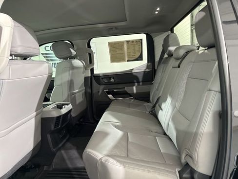 Used 2024 Toyota Tundra Limited image 15