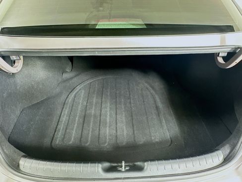 Used 2023 Hyundai Elantra SEL image 27