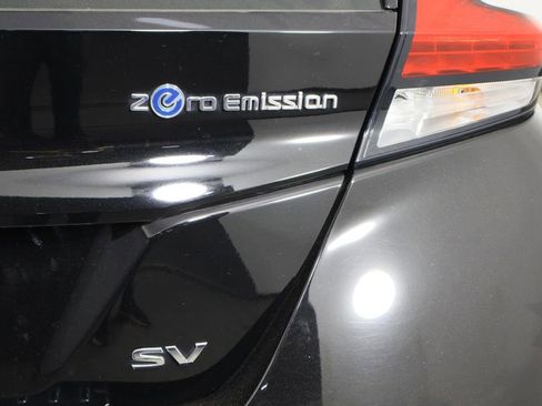 Used 2022 Nissan Leaf SV w/ Protection Package image 36