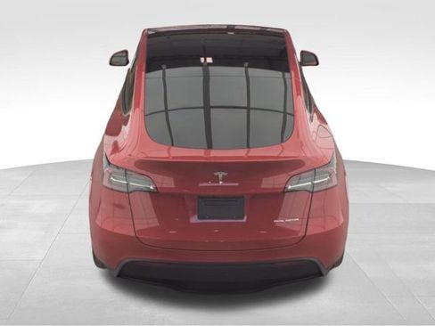 Used 2023 Tesla Model Y Long Range image 5