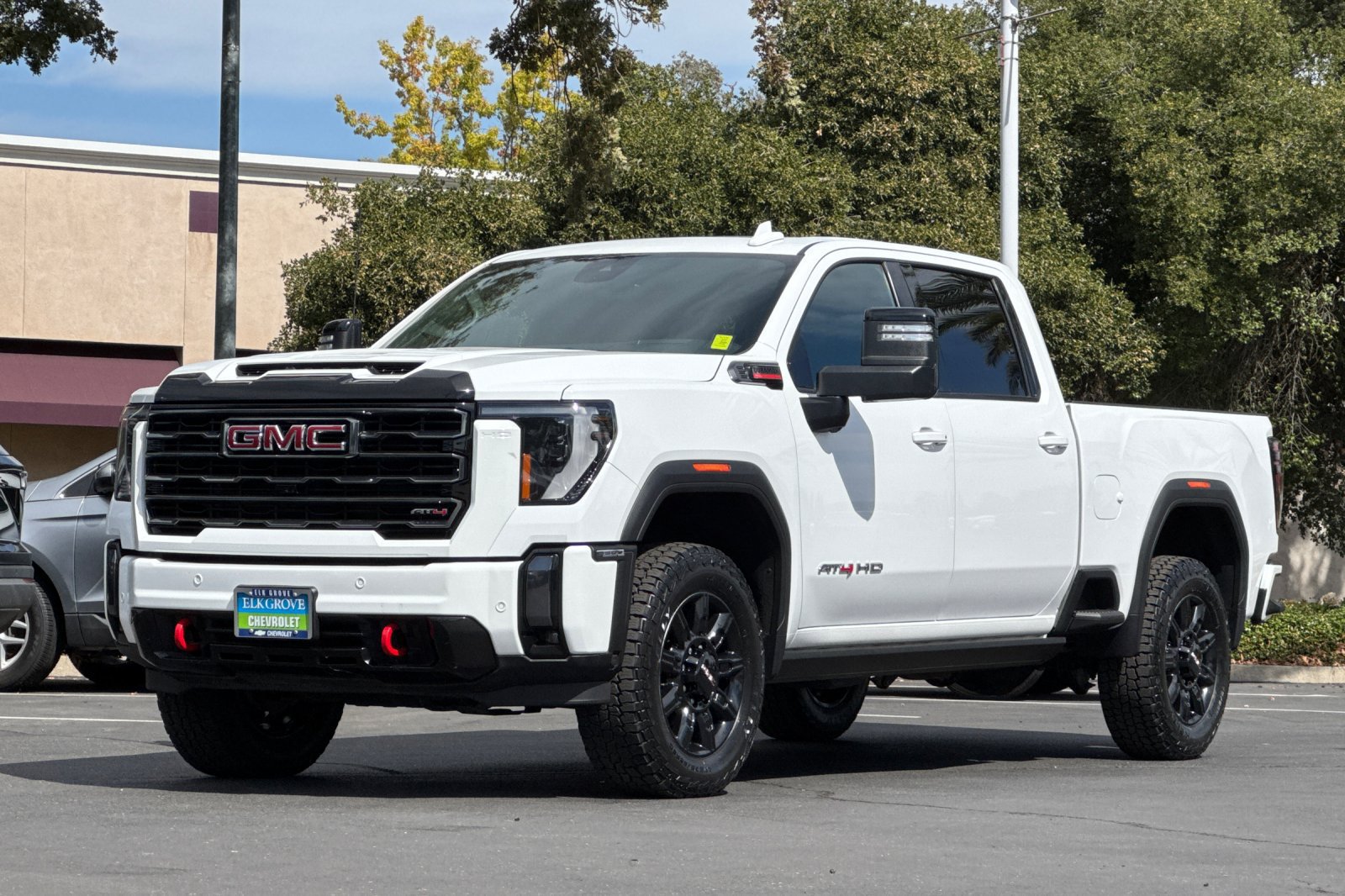 Used 2024 GMC Sierra 2500 AT4 w/ AT4 Premium Plus Package AWD/4WD image 7
