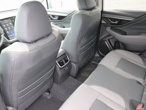 Used 2025 Subaru Outback Onyx Edition image 19