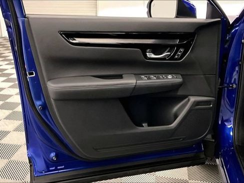 Used 2025 Honda CR-V EX-L image 21