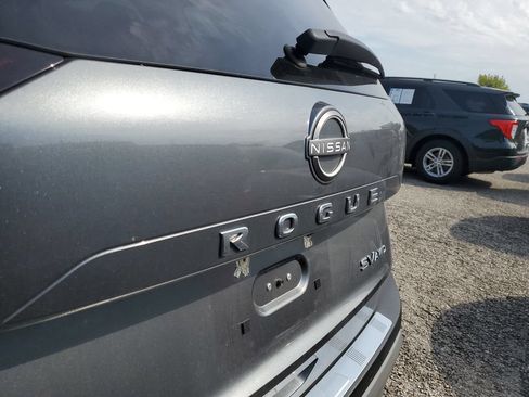 Certified 2022 Nissan Rogue SV AWD/4WD image 14